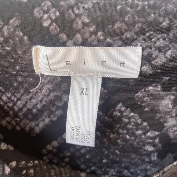 Leith Tank Top Womens Size XL Snakeskin Square Neck From Nordstrom - Picture 4 of 7